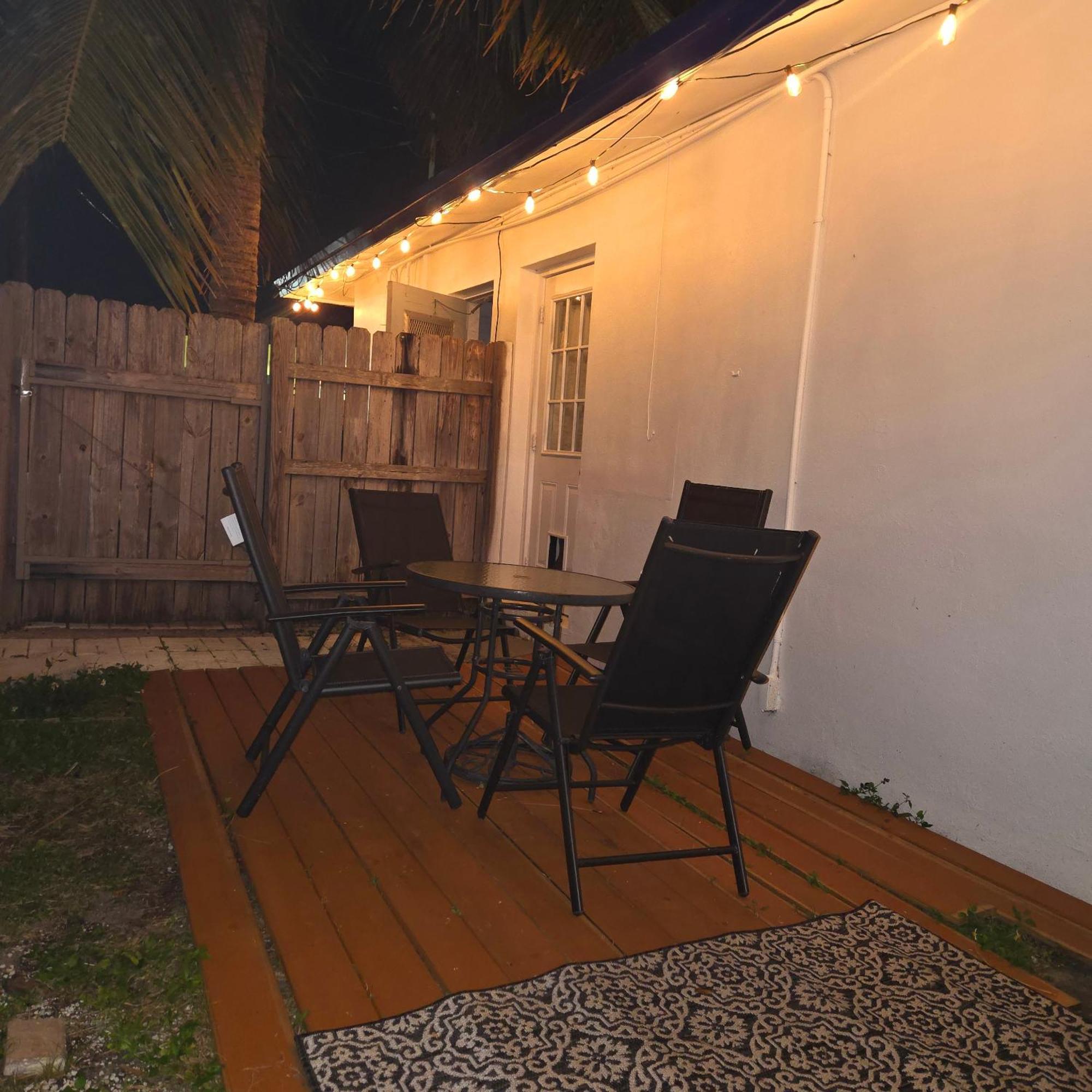 Equipped House W Pool & Patios, Near The Beaches, Prime Location- Ideal For Small Families, Coastal Haven Fort Lauderdale Exterior foto